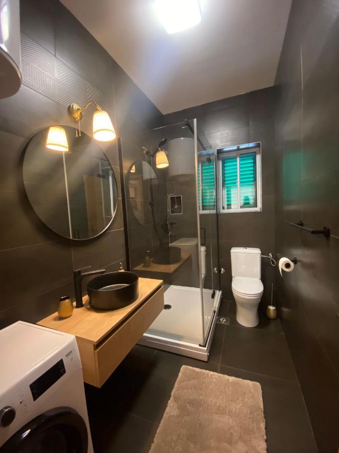 Apartmani Cvita Neviđane Zewnętrze zdjęcie