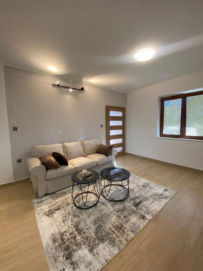 Apartmani Cvita Neviđane Zewnętrze zdjęcie