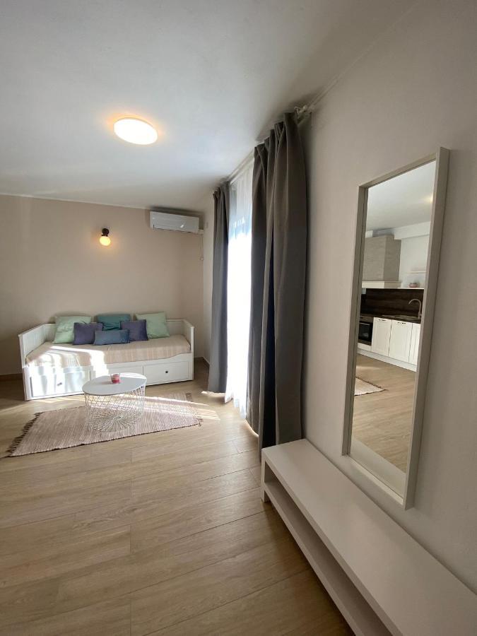 Apartmani Cvita Neviđane Zewnętrze zdjęcie